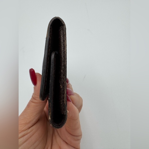 Louis Vuitton Key Case Damier Multicle 6 Hooks
Ebene Men's Women's - Picture 5 of 13